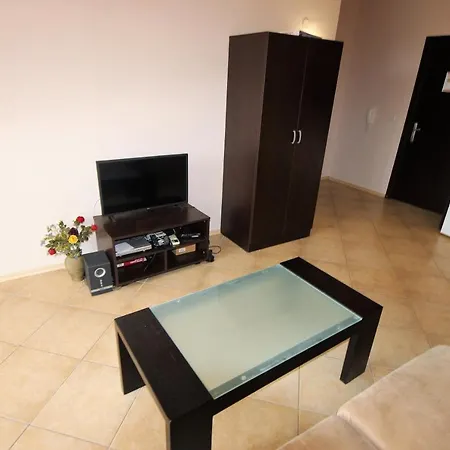 Апартаменти Sunset - Menada