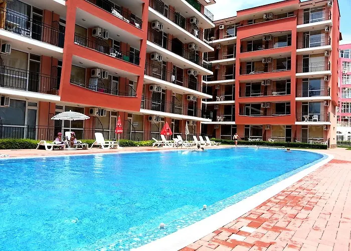 Sunset - Menada ساني بيتش